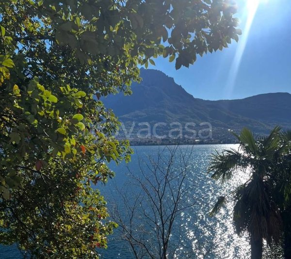 appartamento in vendita ad Oliveto Lario in zona Vassena