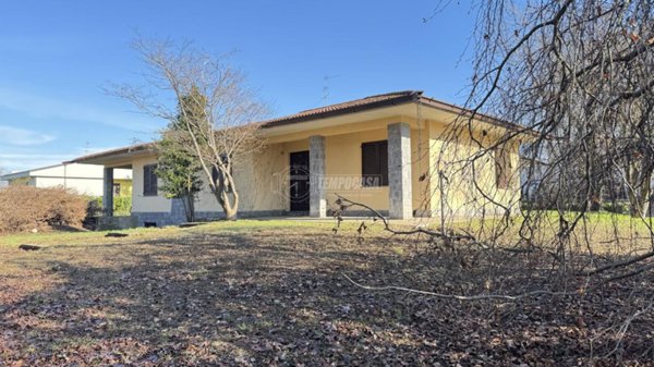 casa indipendente in vendita ad Osnago