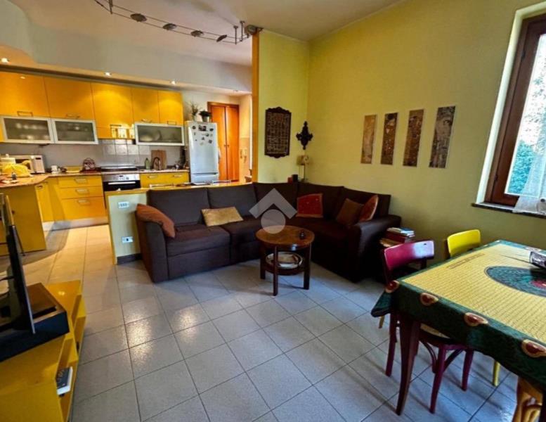 casa indipendente in vendita ad Osnago