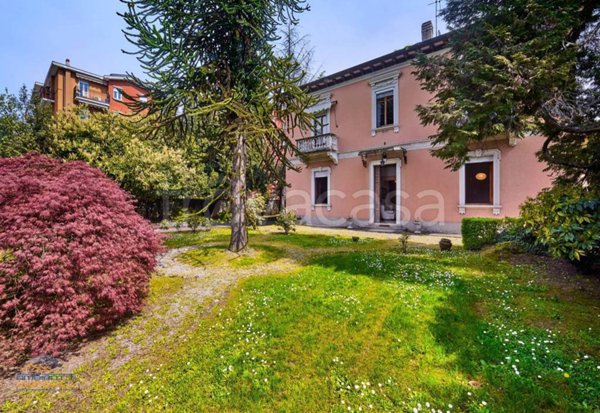 casa indipendente in vendita ad Osnago