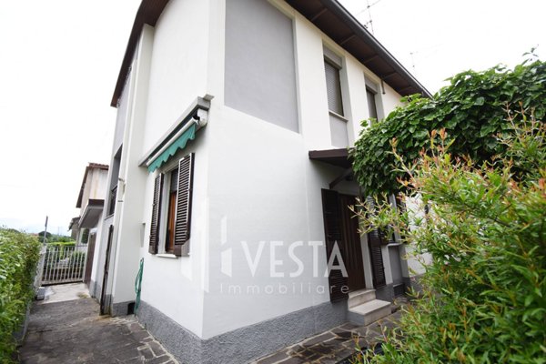 casa indipendente in vendita ad Osnago