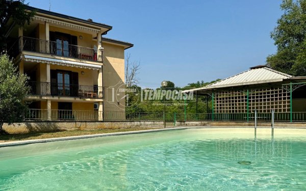 casa indipendente in vendita ad Osnago