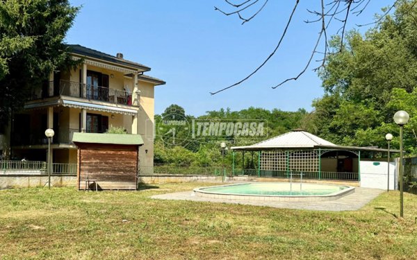 casa indipendente in vendita ad Osnago