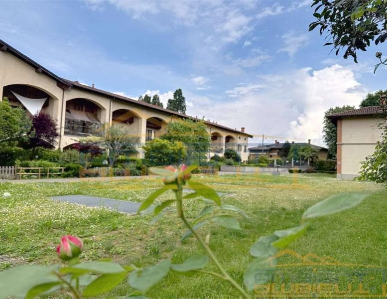 casa indipendente in vendita ad Osnago