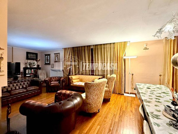 casa indipendente in vendita ad Osnago