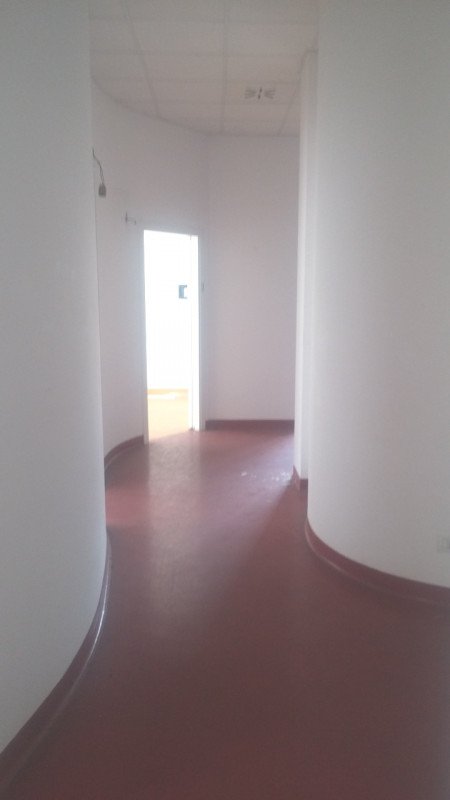 negozio in vendita ad Osnago