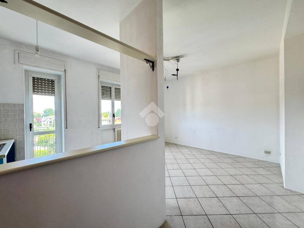 appartamento in vendita ad Osnago in zona Canova