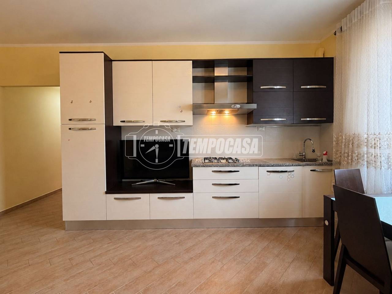appartamento in vendita ad Osnago in zona Canova