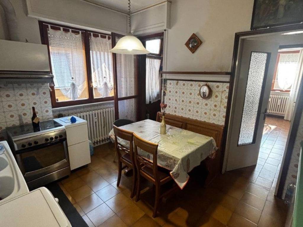 appartamento in vendita ad Osnago in zona Canova