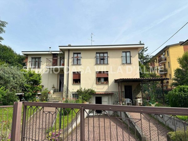 casa indipendente in vendita a Paderno d'Adda