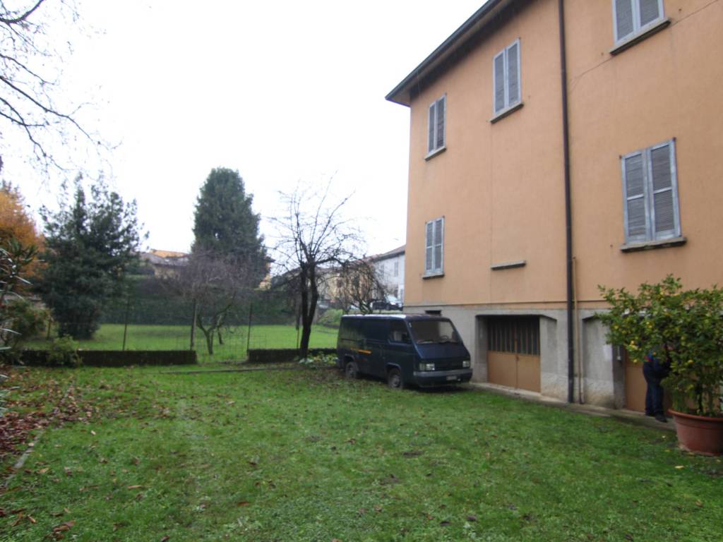 casa indipendente in vendita a Paderno d'Adda