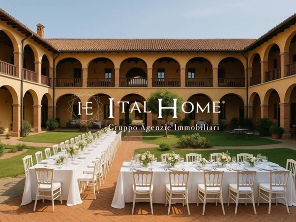 intera palazzina in vendita a Paderno d'Adda