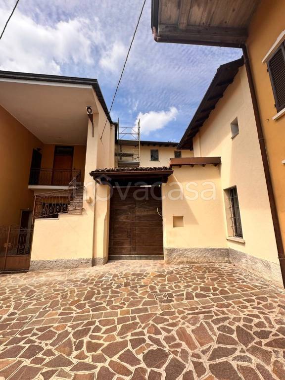 casa indipendente in vendita a Paderno d'Adda