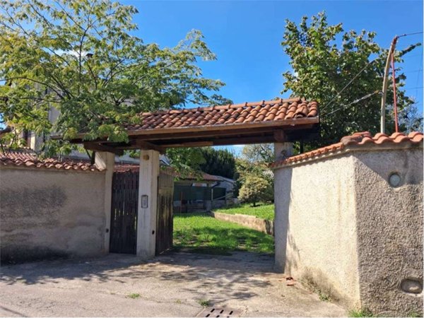 casa semindipendente in vendita a Paderno d'Adda