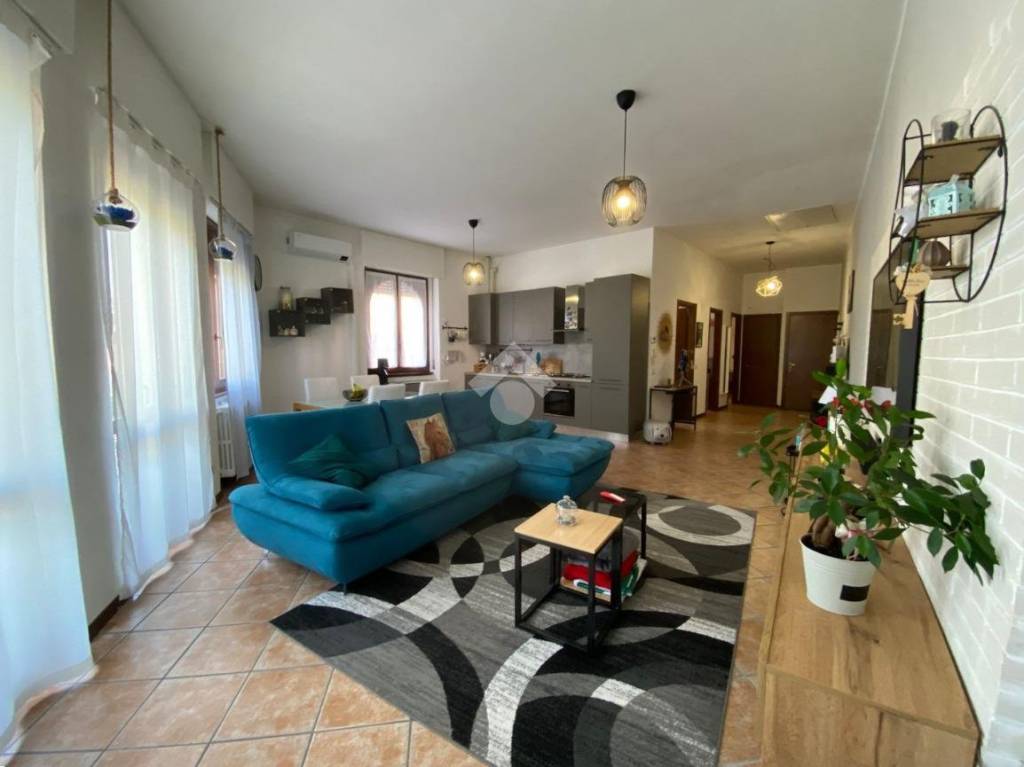 appartamento in vendita a Paderno d'Adda