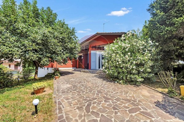casa indipendente in vendita a Paderno d'Adda