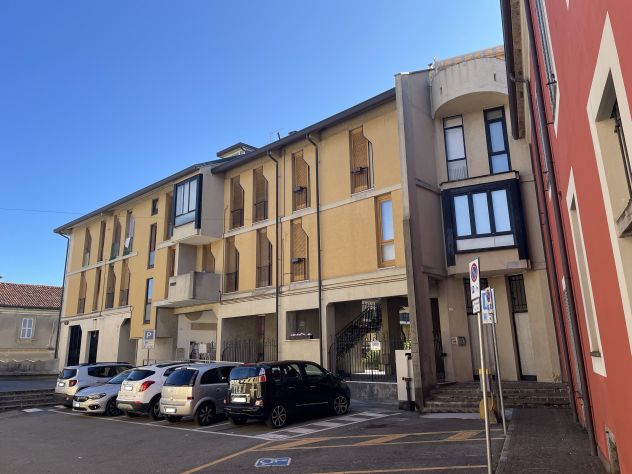 negozio in vendita a Paderno d'Adda