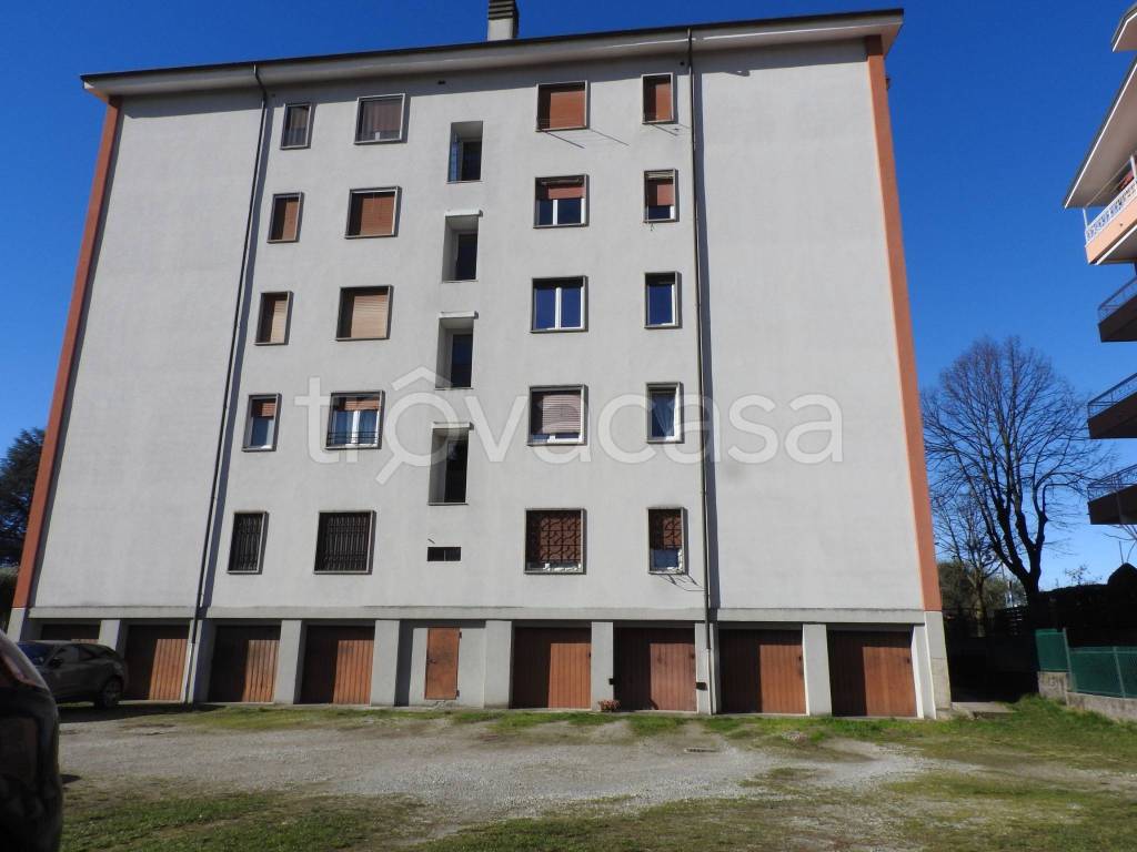 appartamento in vendita a Paderno d'Adda