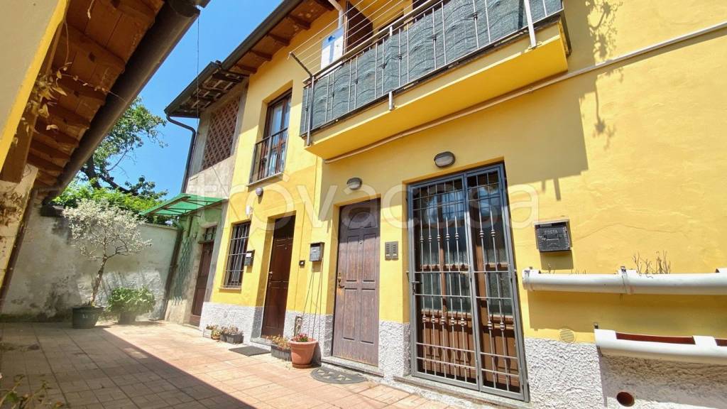appartamento in vendita a Paderno d'Adda