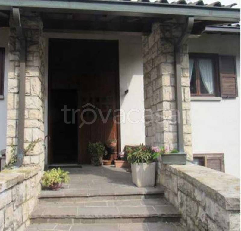 casa indipendente in vendita a Pasturo