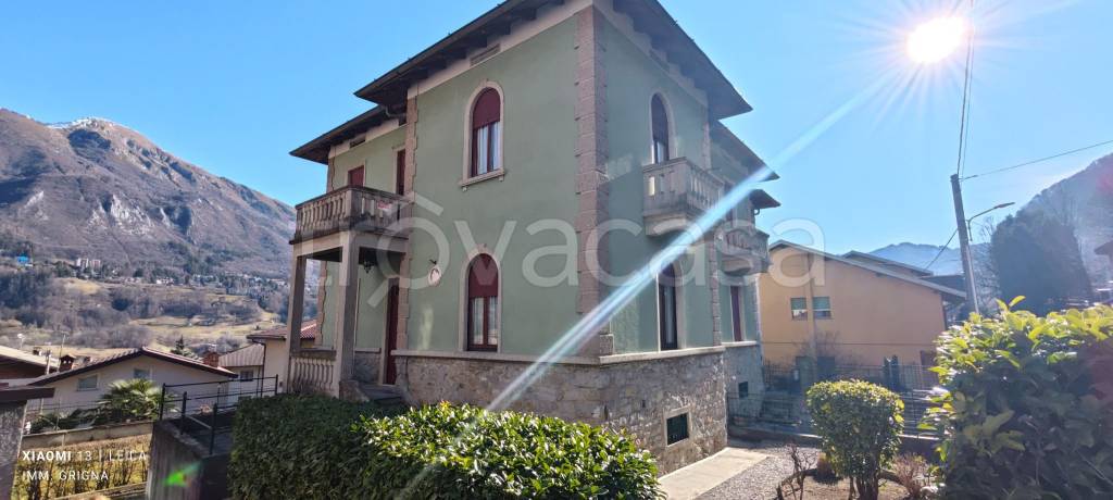 casa indipendente in vendita a Pasturo