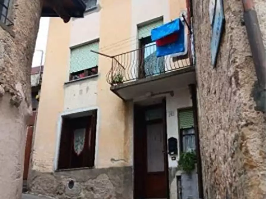 casa indipendente in vendita a Pasturo