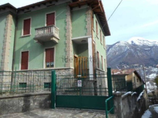 casa indipendente in vendita a Pasturo