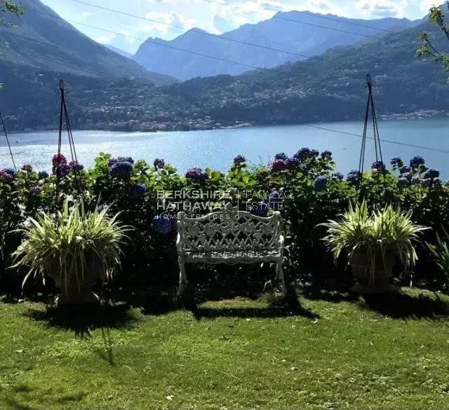 casa indipendente in vendita a Perledo