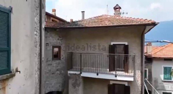 appartamento in vendita a Perledo