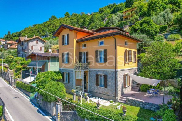 casa indipendente in vendita a Perledo