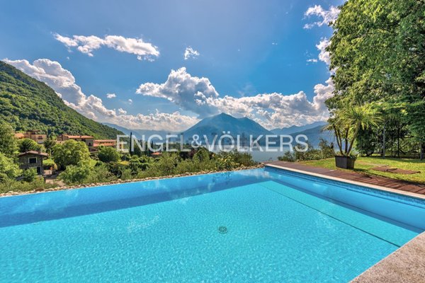 casa indipendente in vendita a Perledo