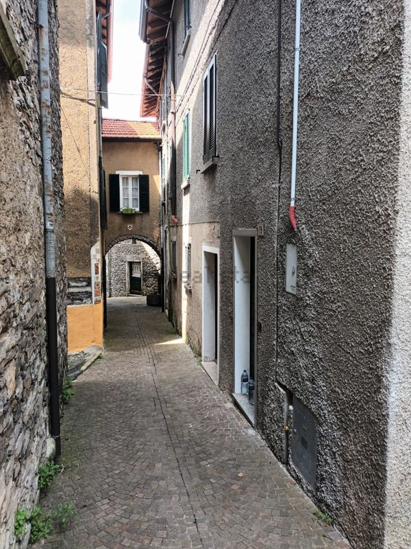 appartamento in vendita a Perledo