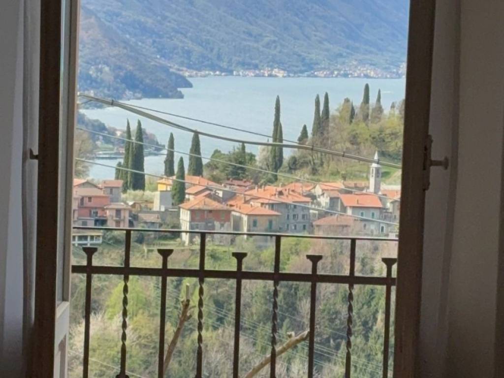 appartamento in vendita a Perledo