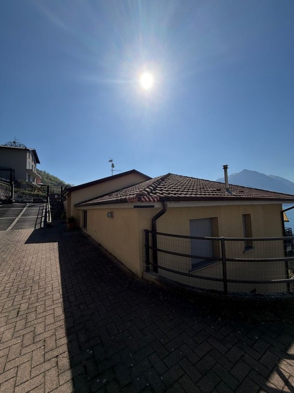 appartamento in vendita a Perledo