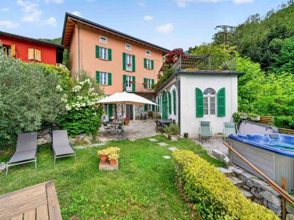 casa indipendente in vendita a Perledo in zona Regoledo