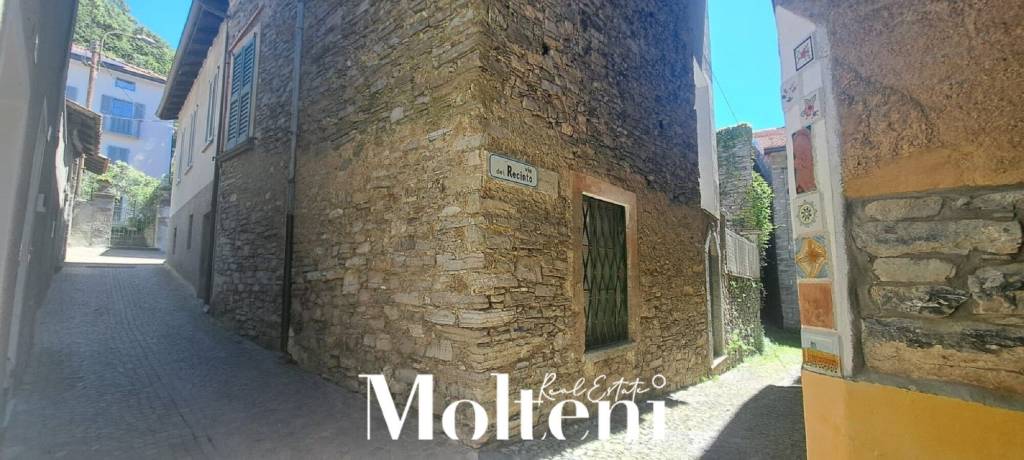 casa indipendente in vendita a Perledo in zona Bolognina