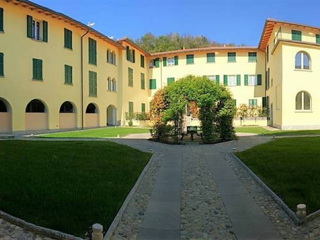 appartamento in vendita a Pescate