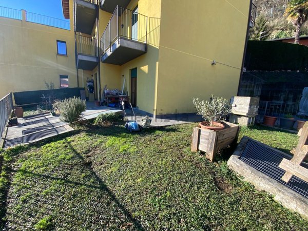 appartamento in vendita a Pescate