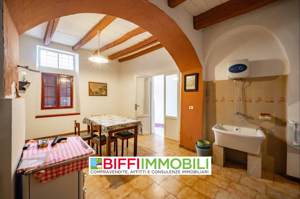 casa indipendente in vendita a Pescate