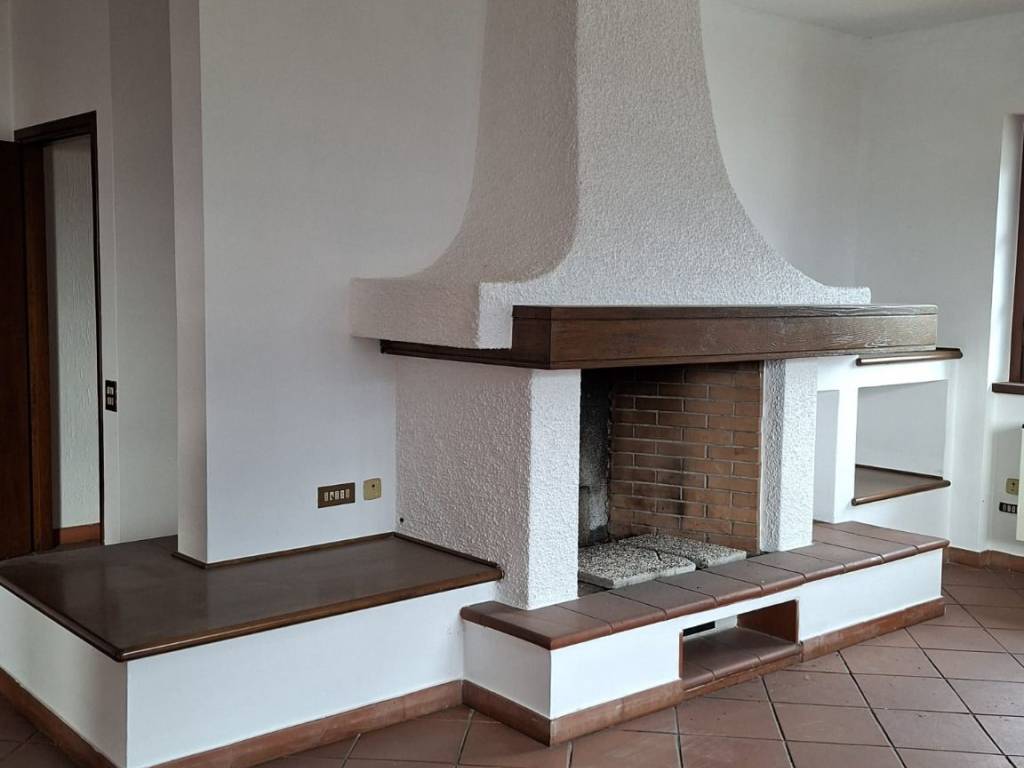 appartamento in vendita a Pescate