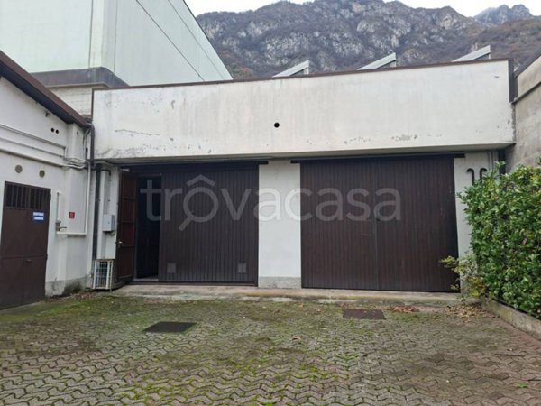 negozio in vendita a Pescate