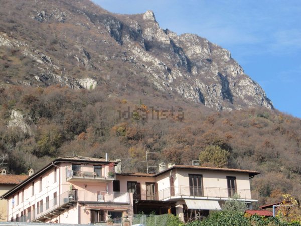 appartamento in vendita a Pescate