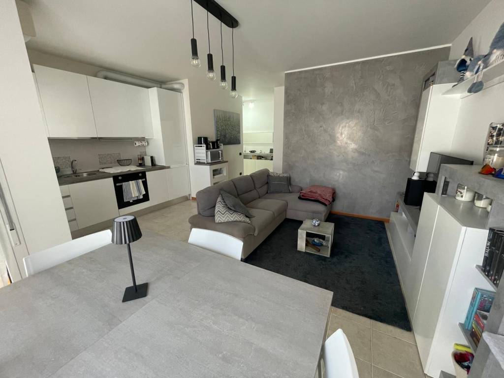 appartamento in vendita a Pescate