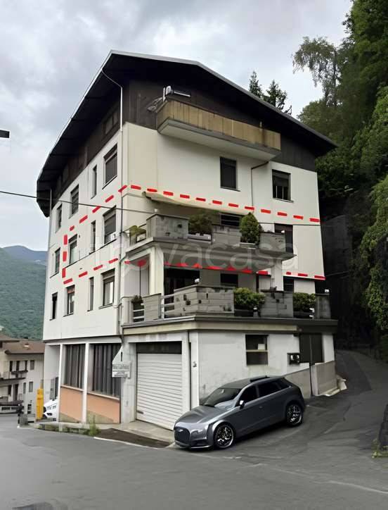 appartamento in vendita a Premana