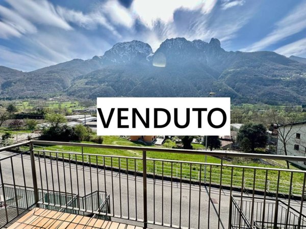 appartamento in vendita a Primaluna in zona Cortabbio