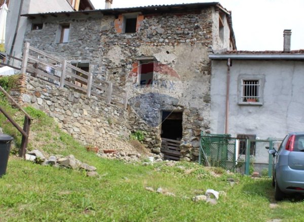 appartamento in vendita a Primaluna in zona Vimogno
