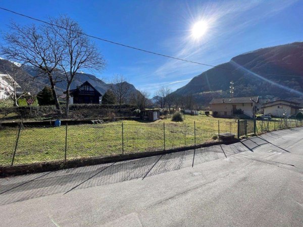 terreno edificabile in vendita a Primaluna