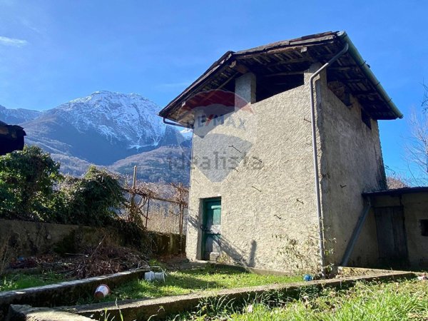 appartamento in vendita a Primaluna