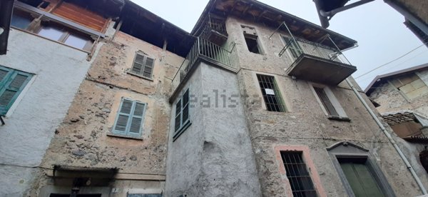 appartamento in vendita a Primaluna