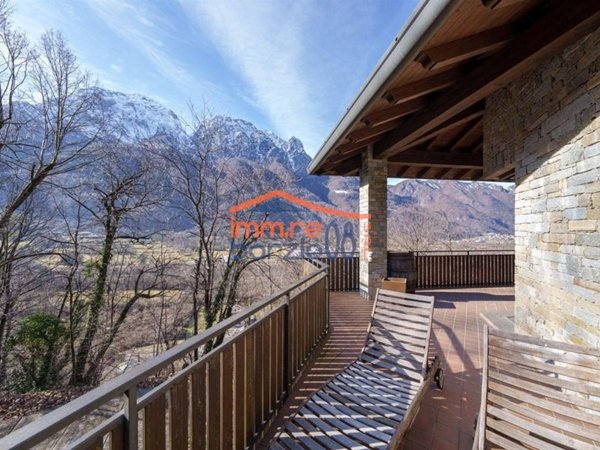 casa indipendente in vendita a Primaluna in zona Cortabbio